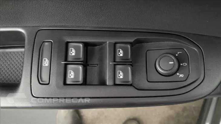 TAOS 1.4 250 TSI TOTAL FLEX COMFORTLINE AUTOMÁTICO