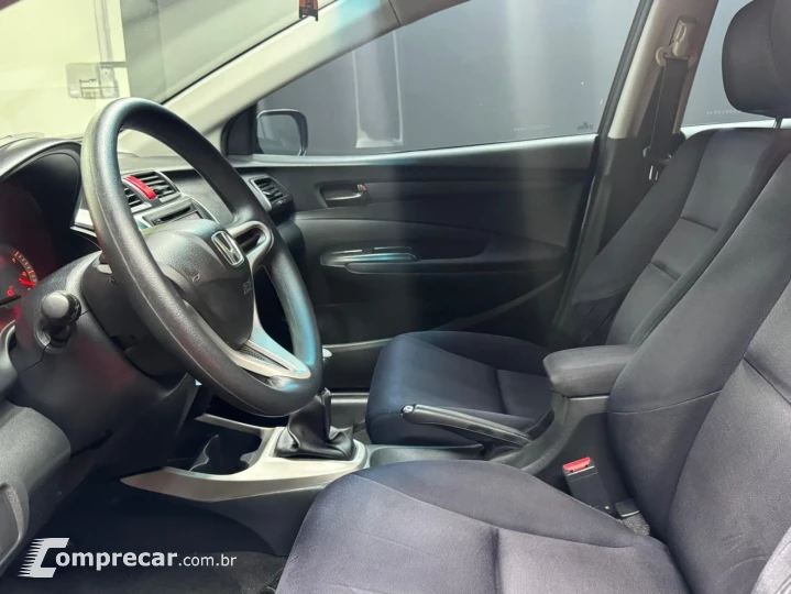 CITY 1.5 DX 16V  4P MANUAL