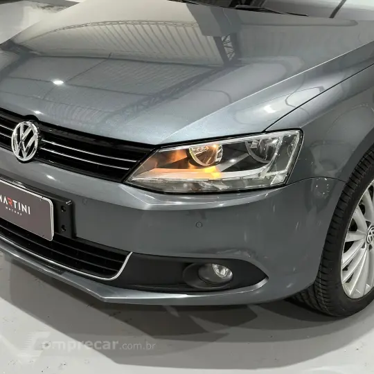 JETTA Highline 2.0 TSI 16V 4p Tiptronic
