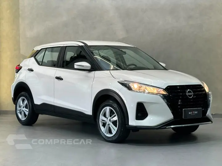 KICKS Active 1.6 16V Flex Aut.