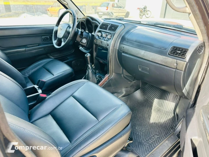 X-Terra 2.8 SE 4P 4X4 TURBO DIESEL