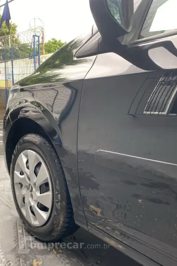 Onix Hatch 1.4 4P FLEX LT