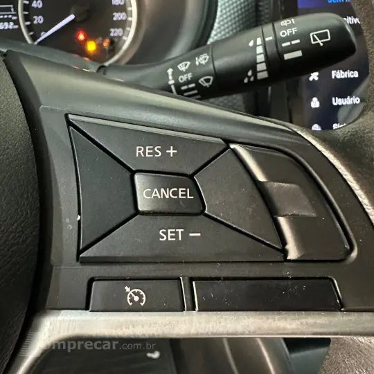 KICKS Active S 1.6 16V Flex Aut.