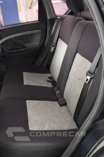 FIESTA 1.6 MPI Class Sedan 8V