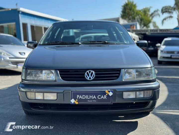 Passat 2.0 4P GL
