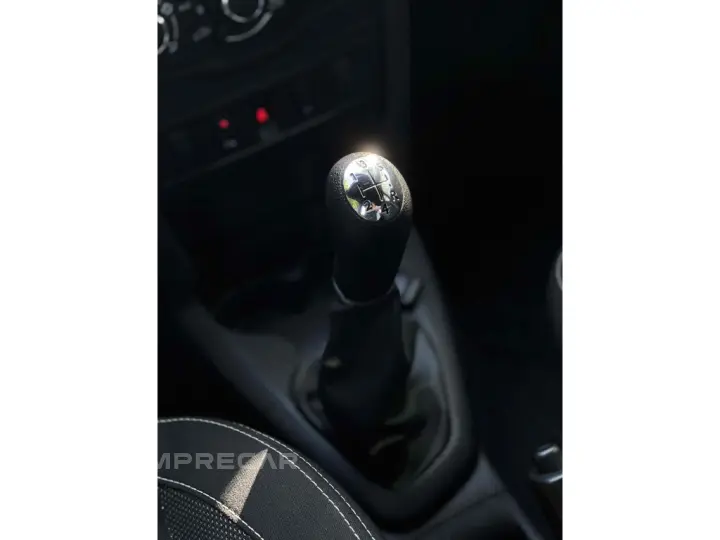 LOGAN 1.0 12V SCE FLEX LIFE MANUAL