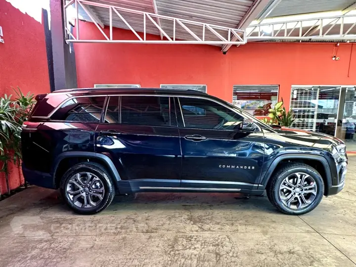 COMMANDER 1.3 T270 TURBO FLEX LONGITUDE AT6