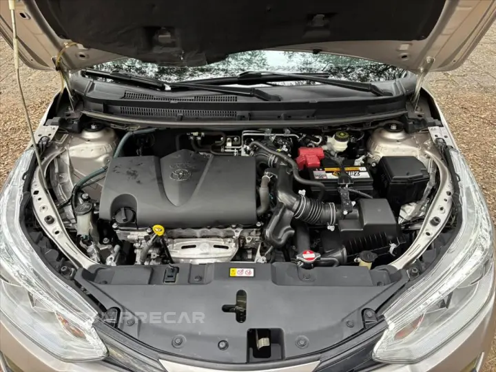 YARIS 1.5 16V FLEX SEDAN XL PLUS TECH MULTIDRIVE