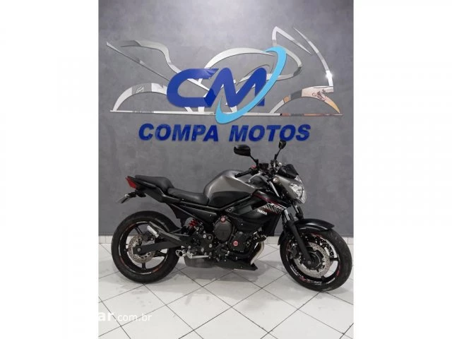 XJ6 N ABS - Naked