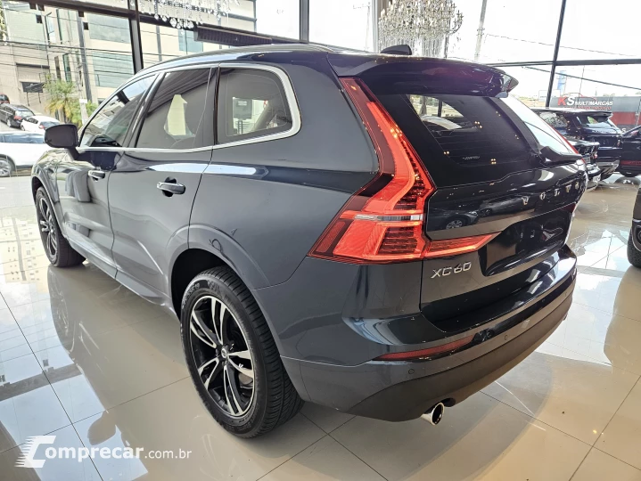 XC60 2.0 D5 Momentum AWD Geartronic