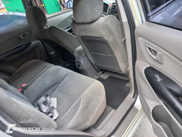 TUCSON 2.0 MPFI GLS 16V 143cv 2WD
