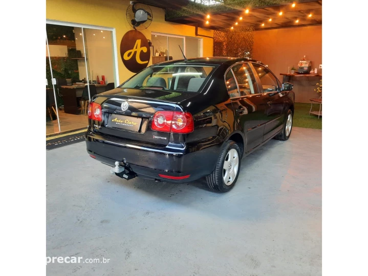 POLO SEDAN 1.6 MI 8V FLEX 4P AUTOMATIZADO