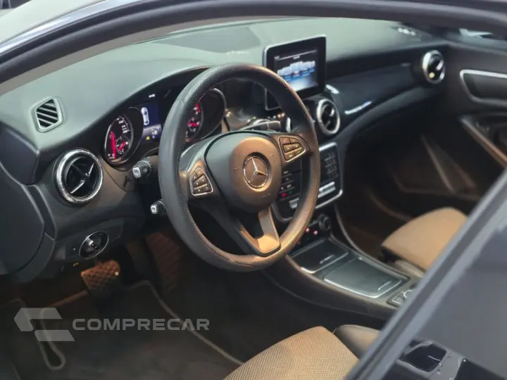 CLA-180 1.6 16V 122cv Aut.