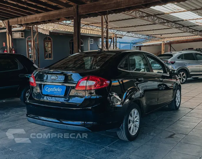 FIESTA 1.6 SE Sedan 16V