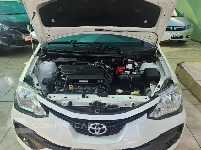ETIOS SEDAN - 1.5 XS SEDAN 16V 4P AUTOMÁTICO