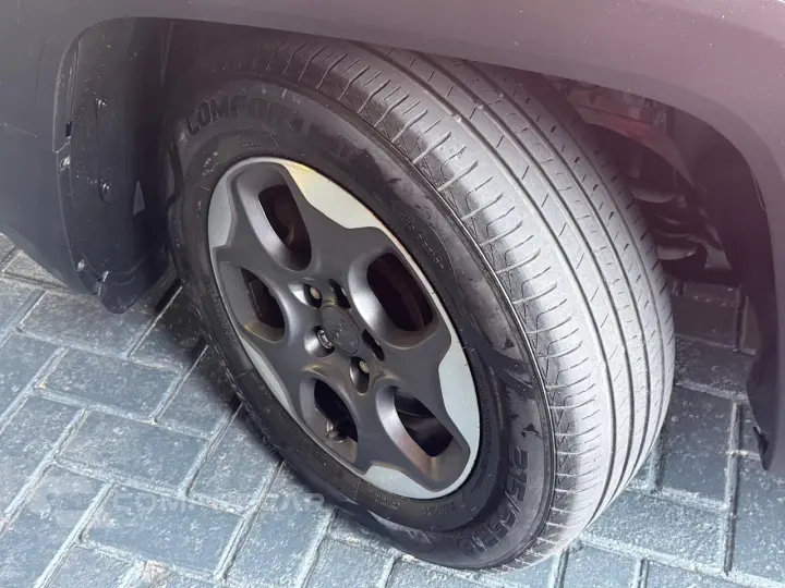 RENEGADE 1.8 16V Sport