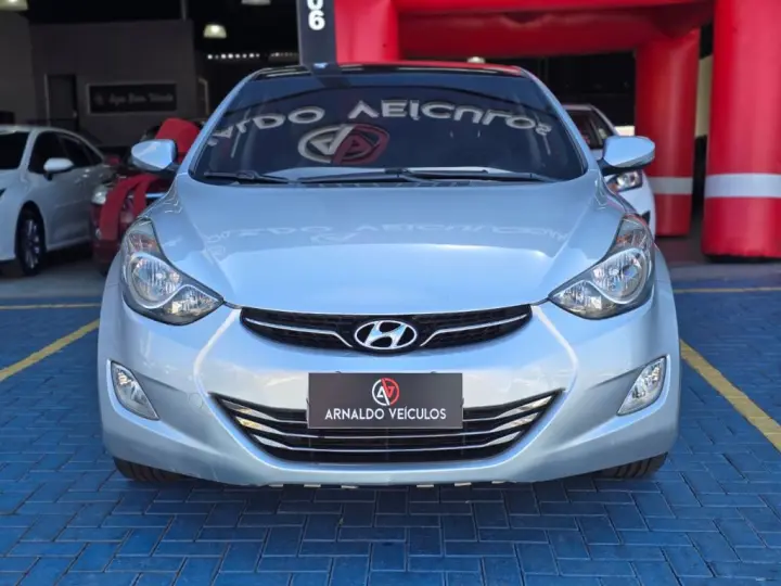 Elantra GLS 1.8 16V Aut.