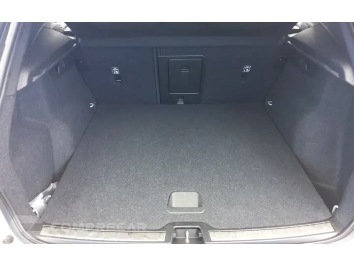 XC40 1.5 T5 HYBRID R-DESIGN FWD GEARTRONIC