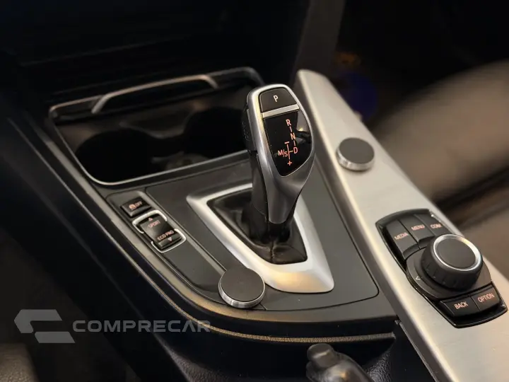 320i 2.0 SPORT 16V TURBO ACTIVE FLEX 4P AUTOMÁTICO