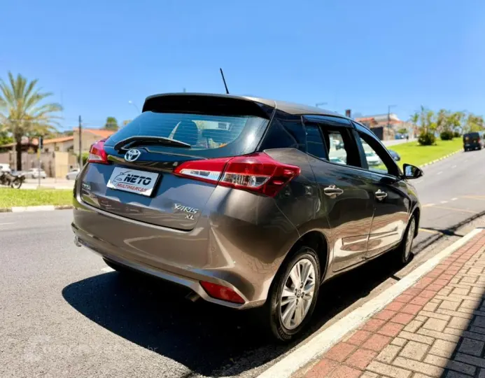 YARIS XL 1.3 Flex 16V 5p Mec.