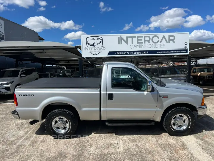 F-250 4.2 XLT 4X2 CS V6