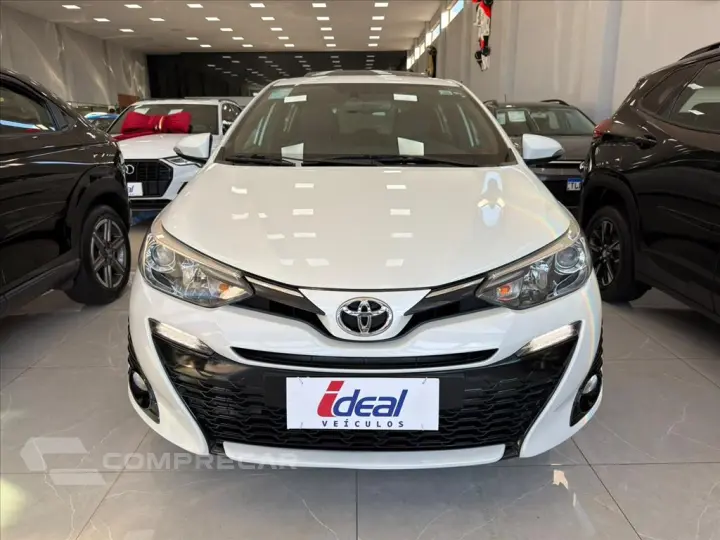 YARIS 1.5 16V FLEX XLS CONNECT MULTIDRIVE