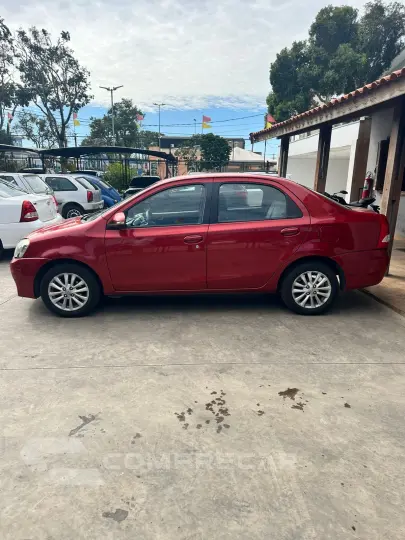 ETIOS 1.5 X Sedan 16V