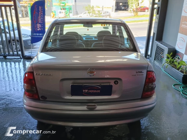 Classic Life 1.0 Sedan