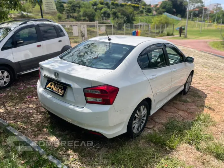 CITY 1.5 LX Sedan 16V