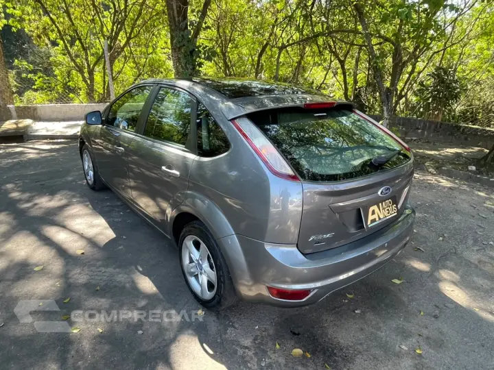 FOCUS 1.6 SE Hatch 16V