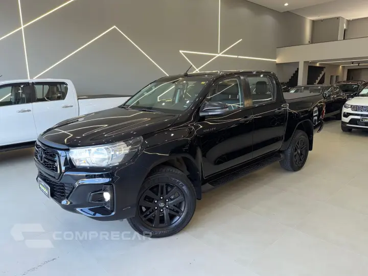Hilux CD SRV 2.7