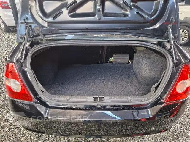 FIESTA SEDAN - 1.0 MPI SEDAN 8V 4P MANUAL