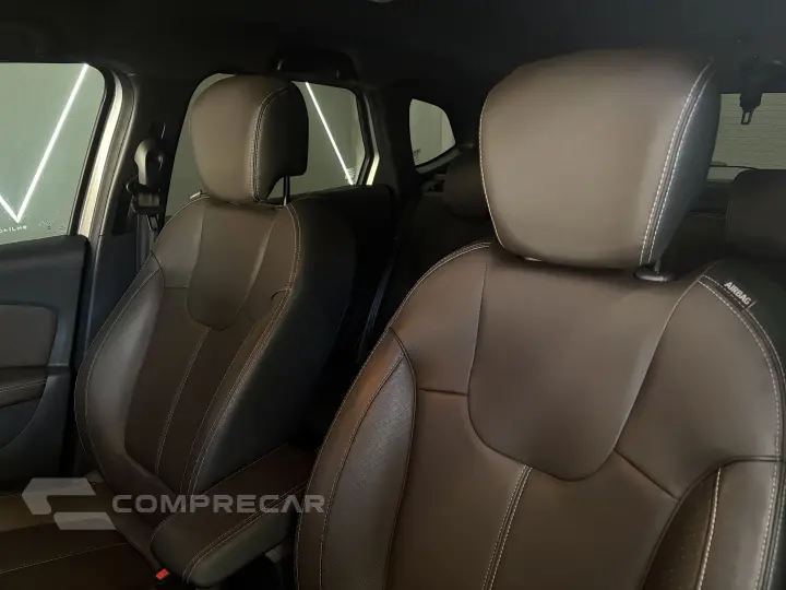 CAPTUR 1.3 TCE Iconic