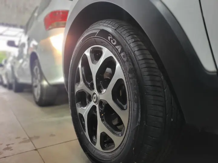 CAPTUR Intense 2.0 16V Flex 5p Aut.