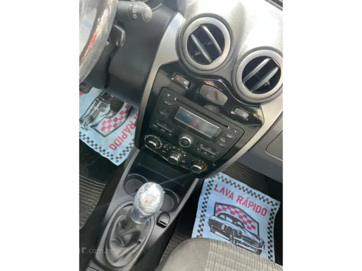 SANDERO 1.0 EXPRESSION 16V FLEX 4P MANUAL