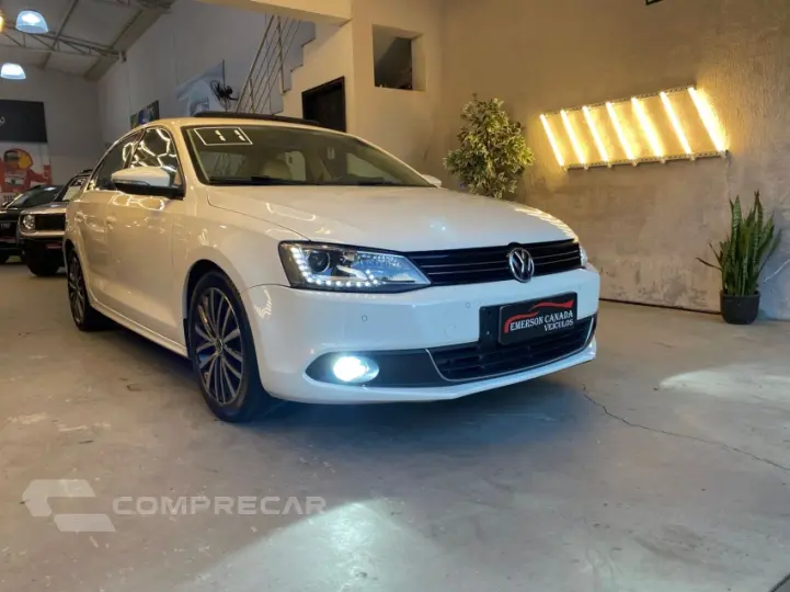 JETTA 2.0 TSI Highline 200cv