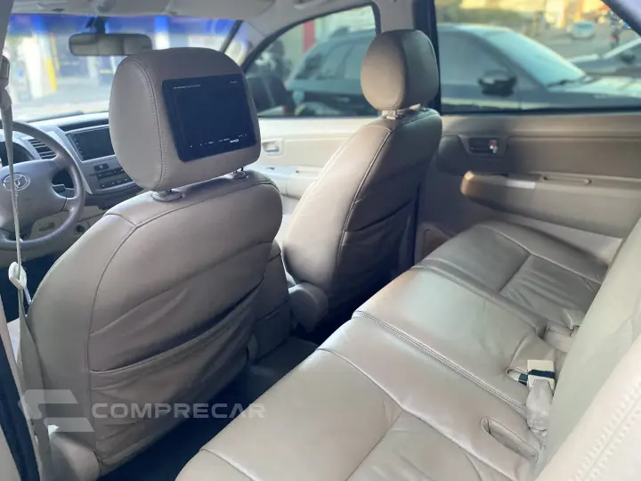 HILUX SW4 3.0 4X4 8V Turbo
