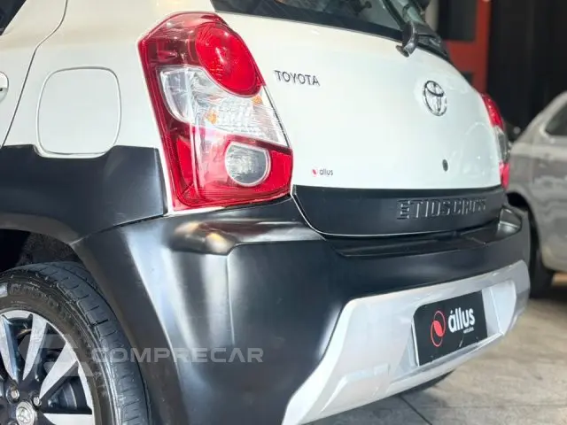 ETIOS CROSS - 1.5 16V 4P MANUAL