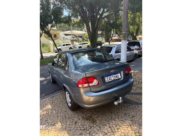 CLASSIC 1.0 MPFI LS 8V FLEX 4P MANUAL