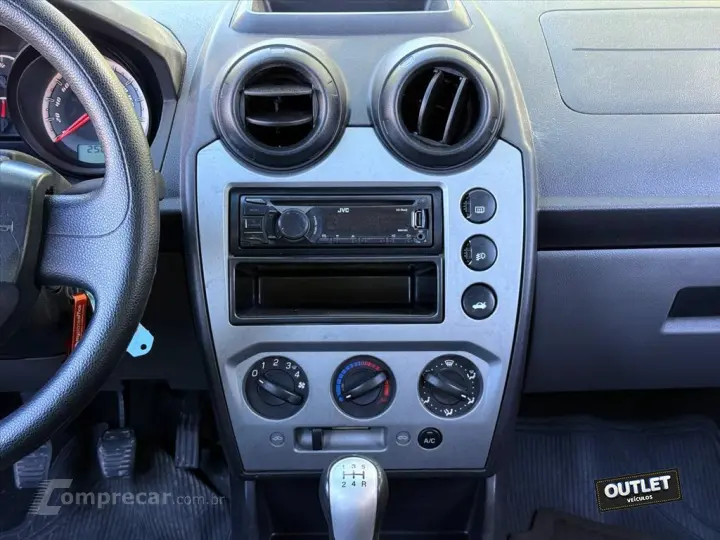 FIESTA 1.6 ROCAM SEDAN 8V FLEX 4P MANUAL