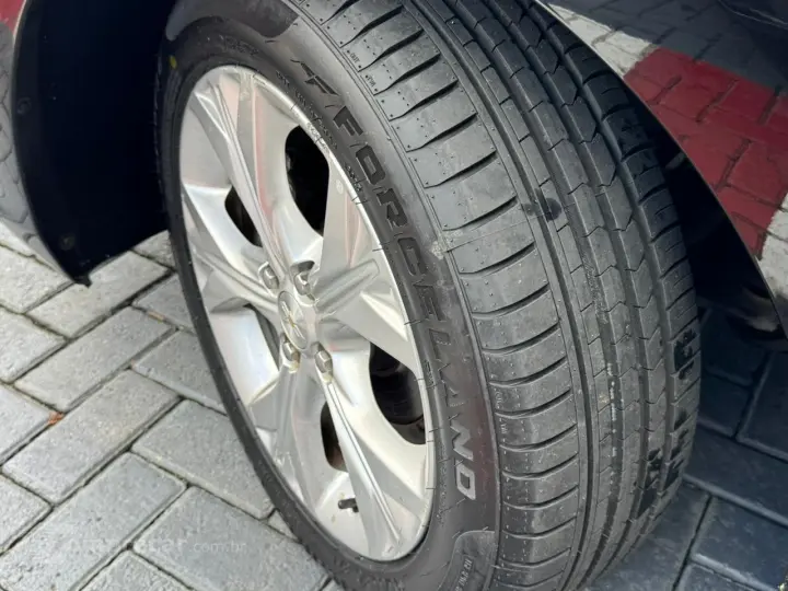 ONIX 1.0 Turbo Plus LTZ