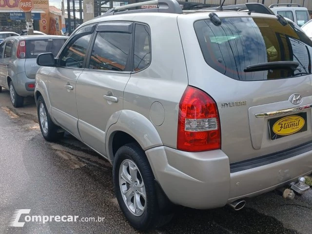 TUCSON - 2.7 MPFI GLS 24V 180CV 4WD 4P AUTOMÁTICO