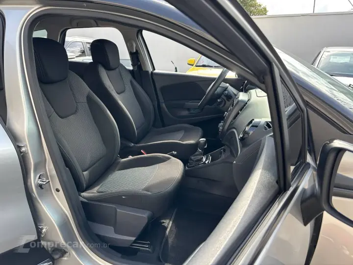 CAPTUR Life 1.6 16V Flex 5p Aut.