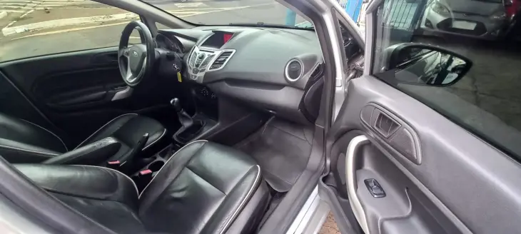 FIESTA 1.6 SE Hatch 16V