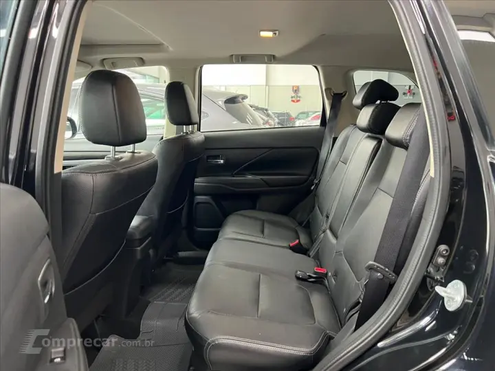 OUTLANDER 2.0 16V GASOLINA 4P AUTOMÁTICO