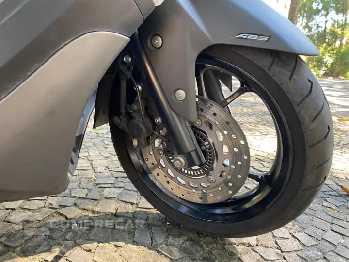 NMAX 160 CONNECTED