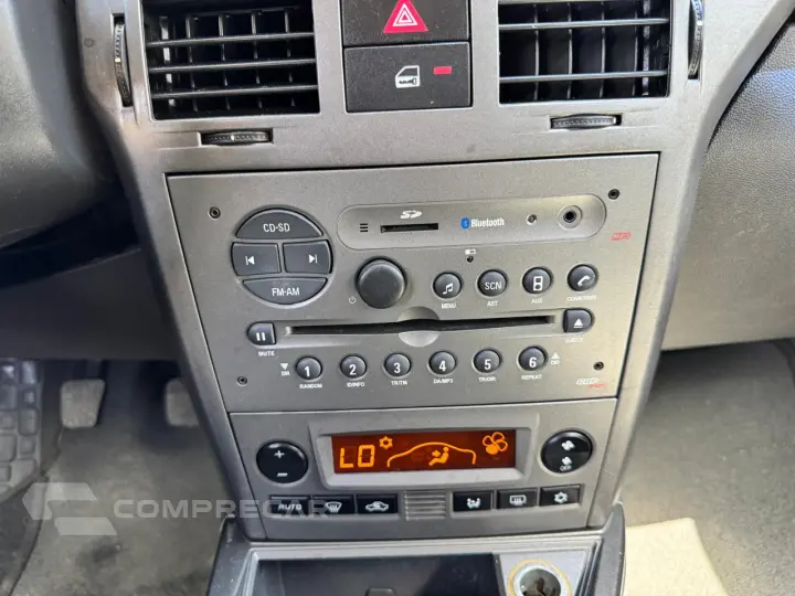 VECTRA 2.0 MPFI GT Hatch 8V
