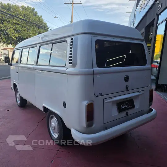 Kombi Lotação 1.6 MPi