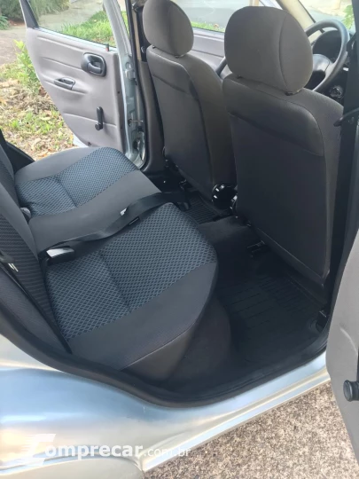 CORSA 1.0 MPFI Classic Sedan 8V