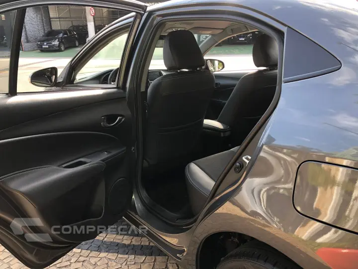 Yaris 1.5 16V Flex Sedan Xs Connect Multidrive